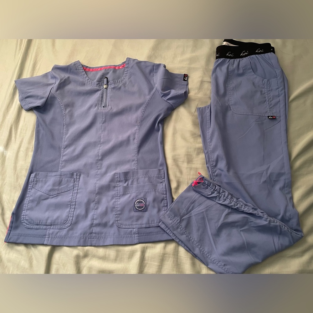 Koi lite scrub